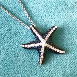 18 kt Starfish pendant blue sapphire & white Dias